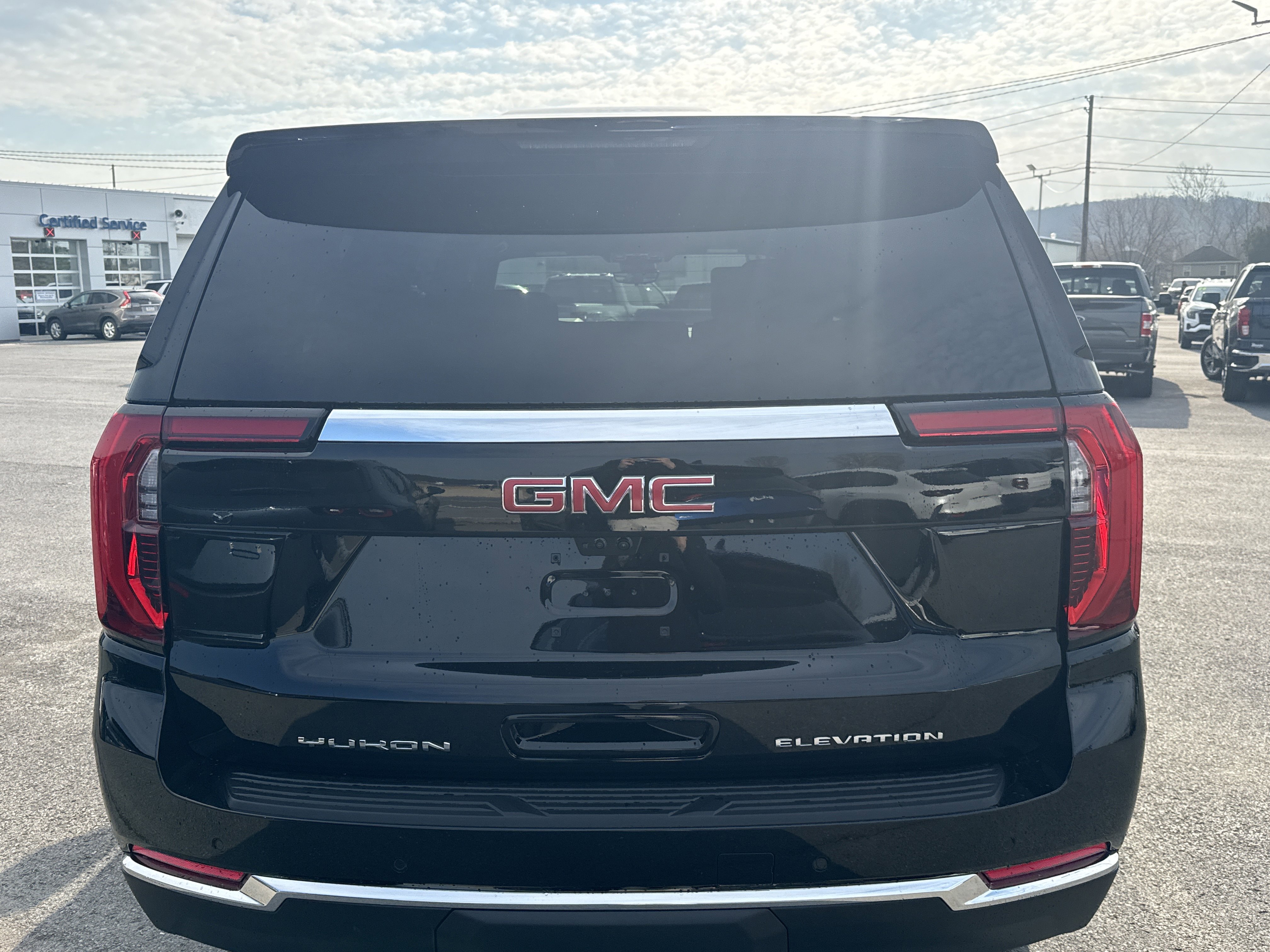 New 2026 GMC Yukon XL Elevation image 4