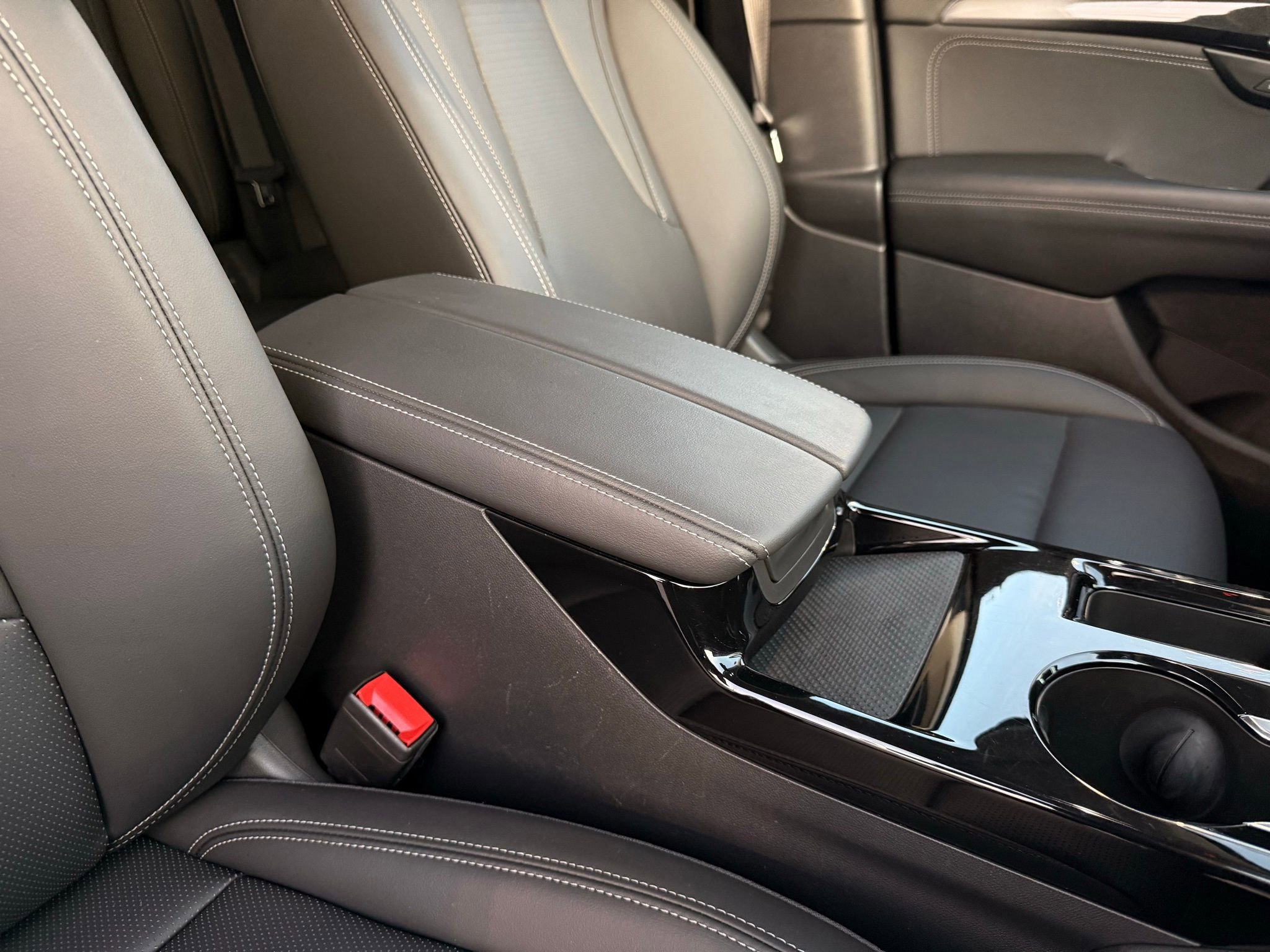 Used 2025 Buick Envision Preferred image 23