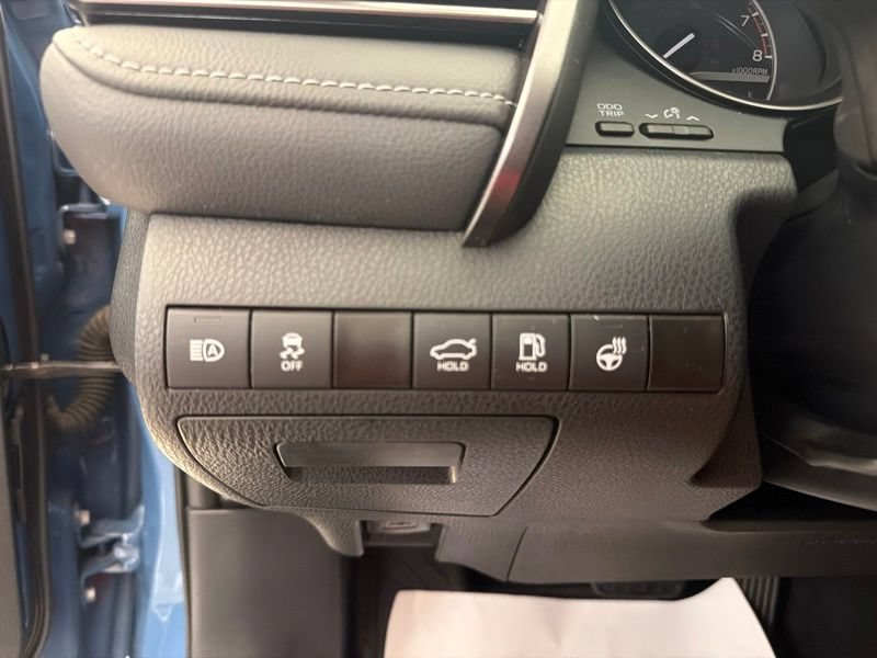 Used 2024 Toyota Camry SE w/ Cold Weather Package AWD/4WD image 19