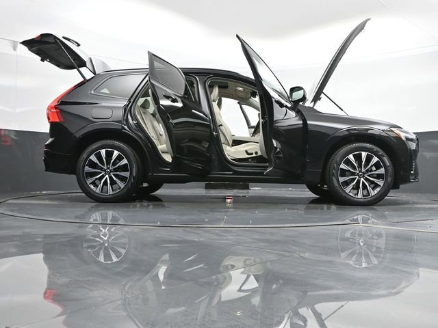 Used 2023 Volvo XC60 B5 Plus w/ Protection Package Premier image 69