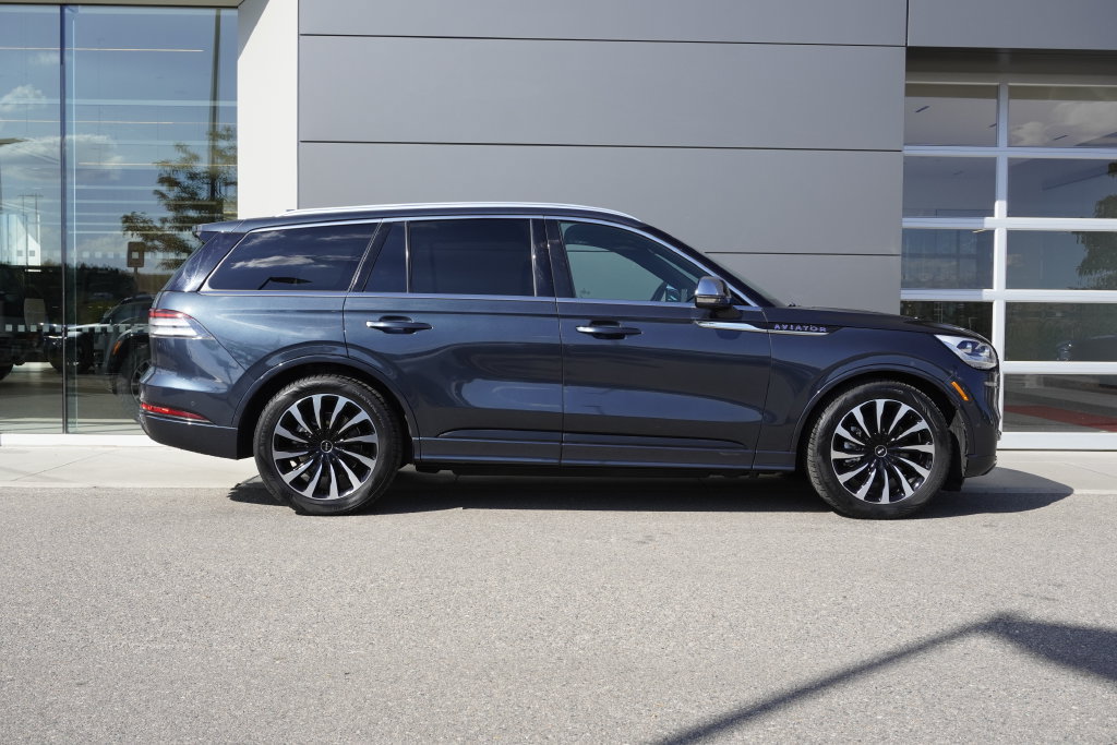 Used 2020 Lincoln Aviator Black Label Grand Touring w/ Class IV Trailer Tow Package AWD/4WD image 7