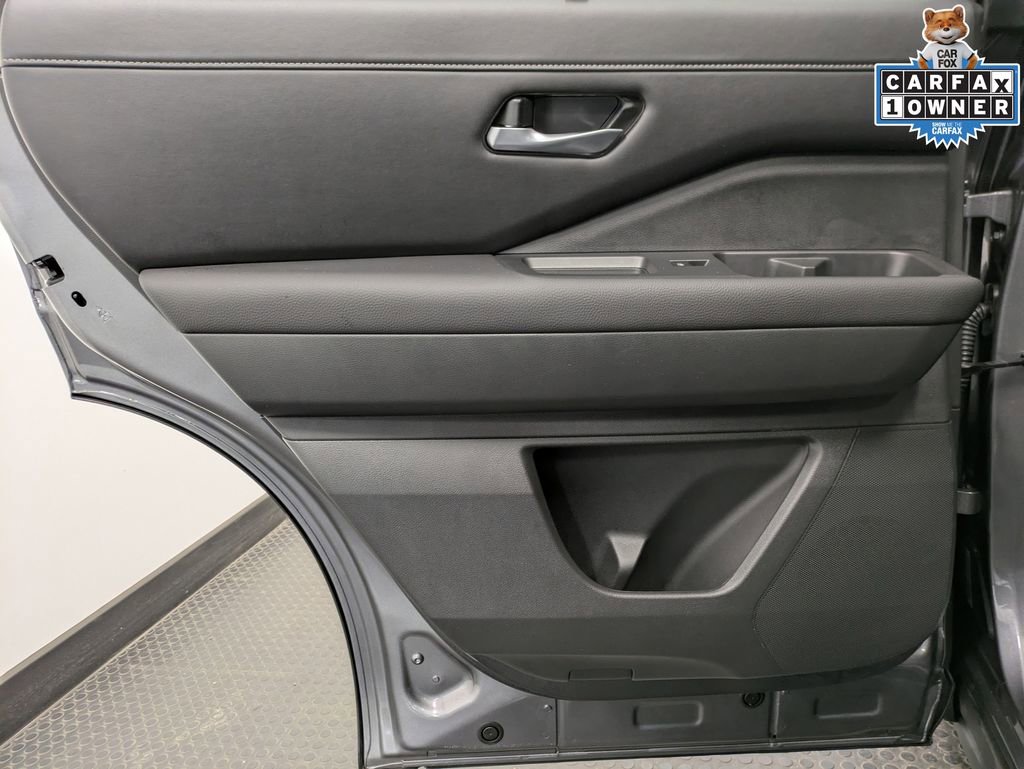 Used 2025 Nissan Pathfinder SL w/ SL Premium Package image 22