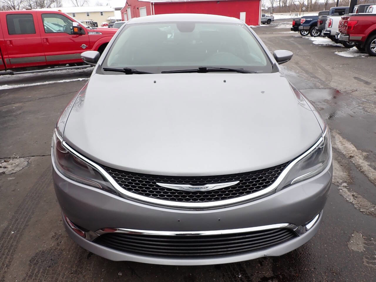 Used 2016 Chrysler 200 Limited image 2