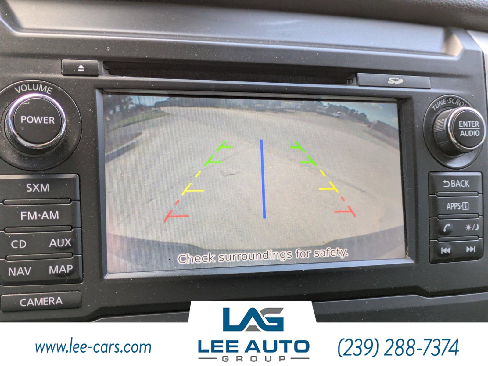 Used 2017 Nissan Titan SV AWD/4WD image 23