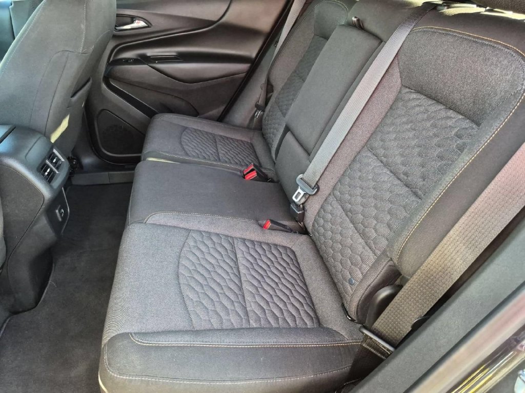 Used 2019 Chevrolet Equinox LT FWD image 26