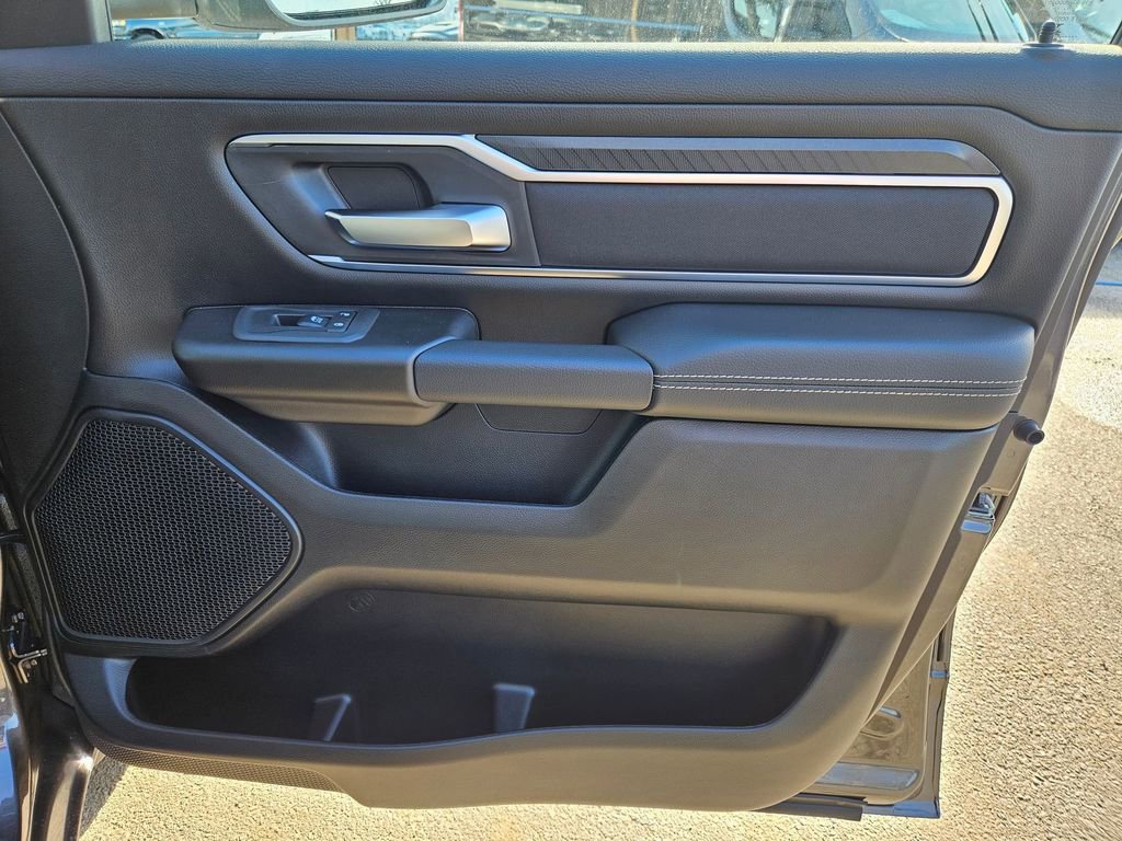 New 2026 RAM 1500 4x4 Crew Cab image 18