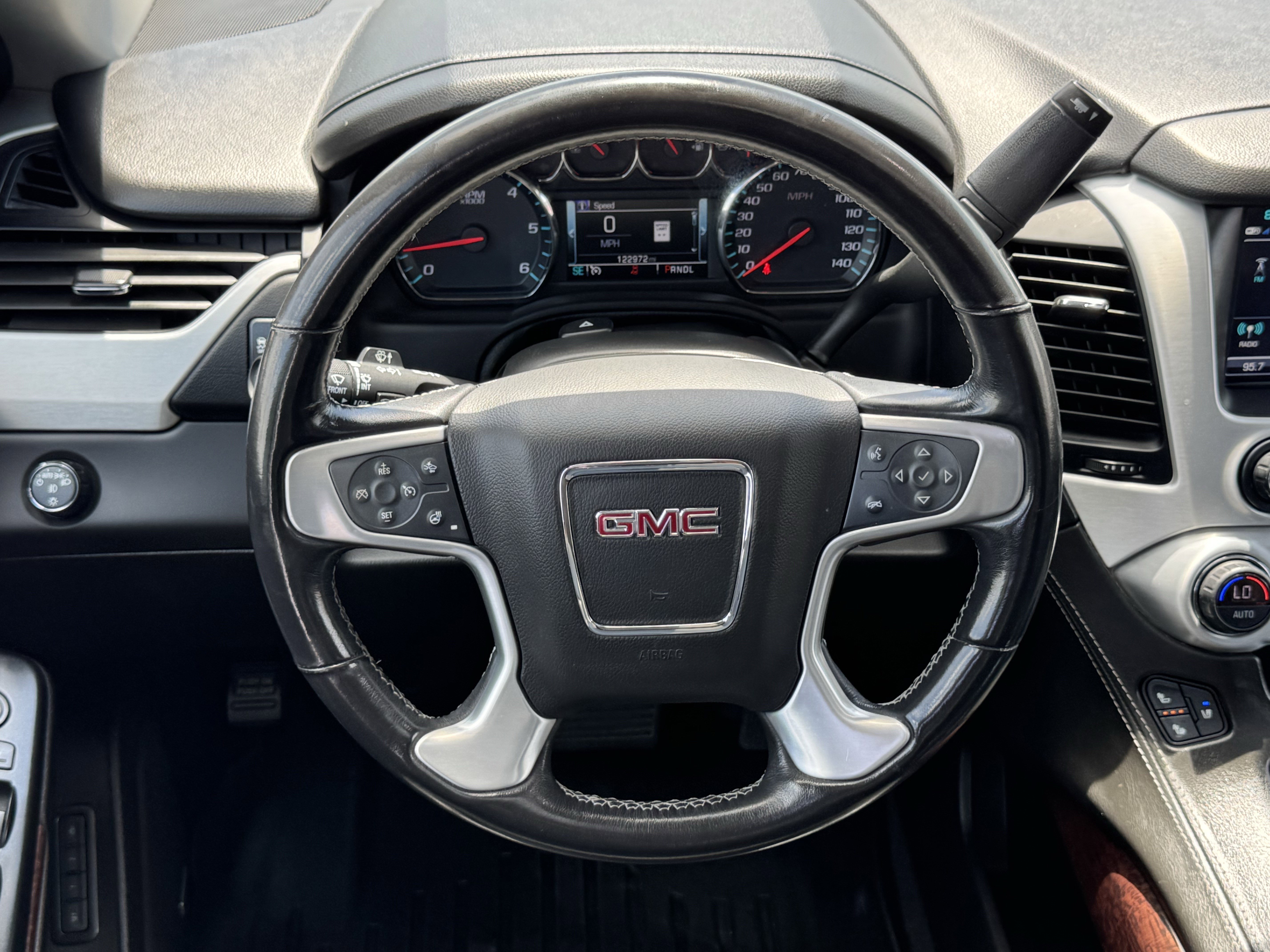 Used 2020 GMC Yukon SLT w/ Open Road Package image 15