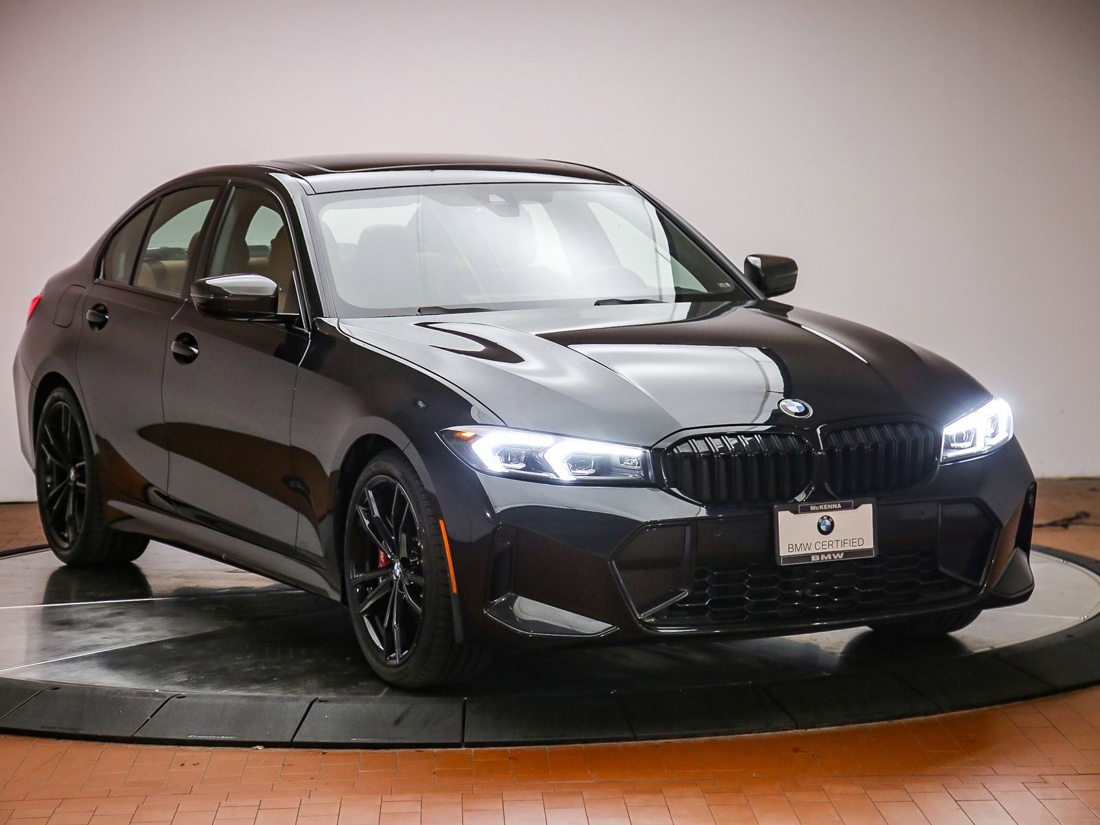 Certified 2023 BMW 330i Sedan w/ M Sport Package RWD image 6