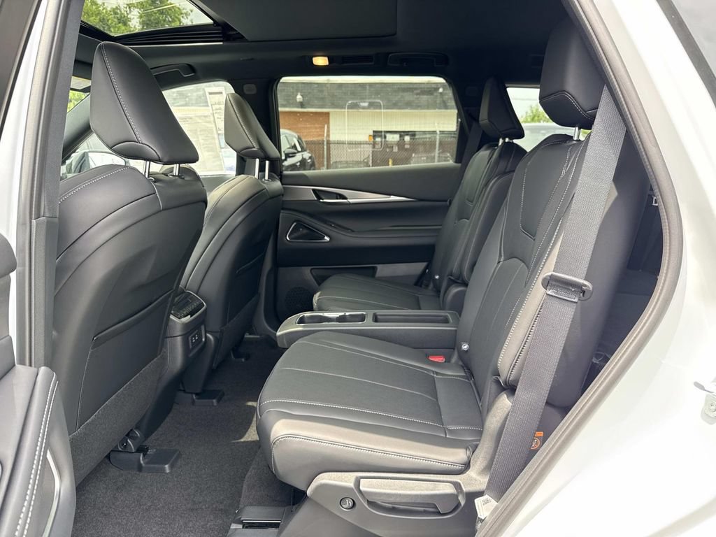 New 2027 INFINITI QX60 Sport w/ Dark Cargo Package AWD/4WD image 18