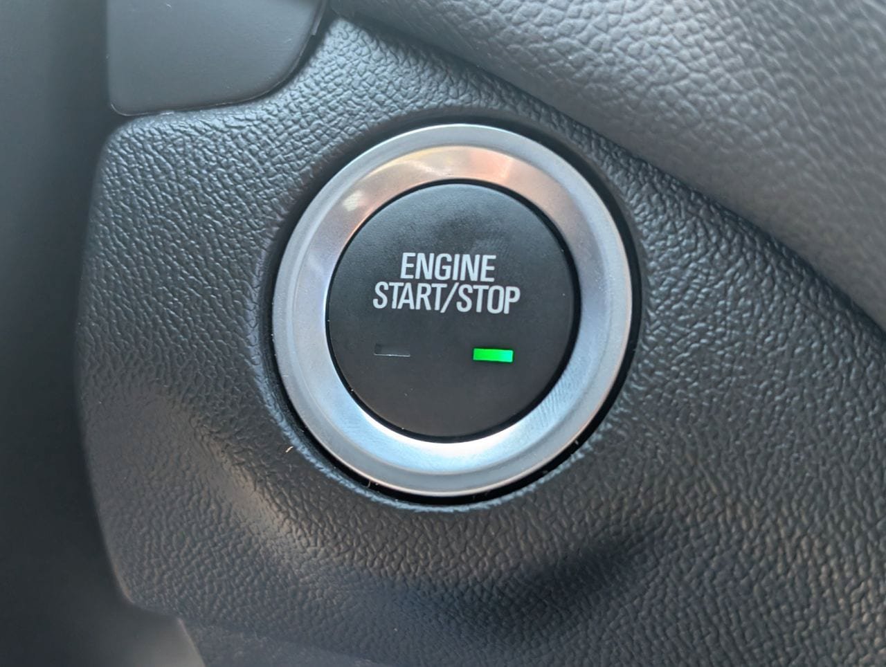 Used 2024 Chevrolet Equinox LT FWD image 19