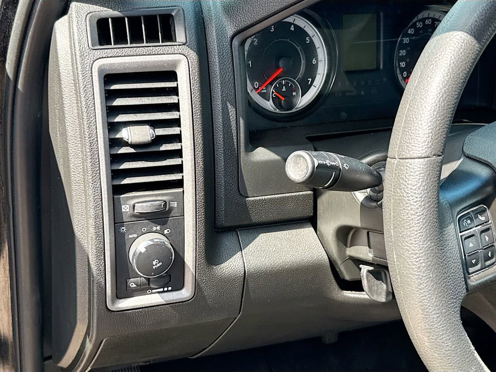 Used 2022 RAM 1500 Tradesman w/ Tradesman SXT Package RWD image 11