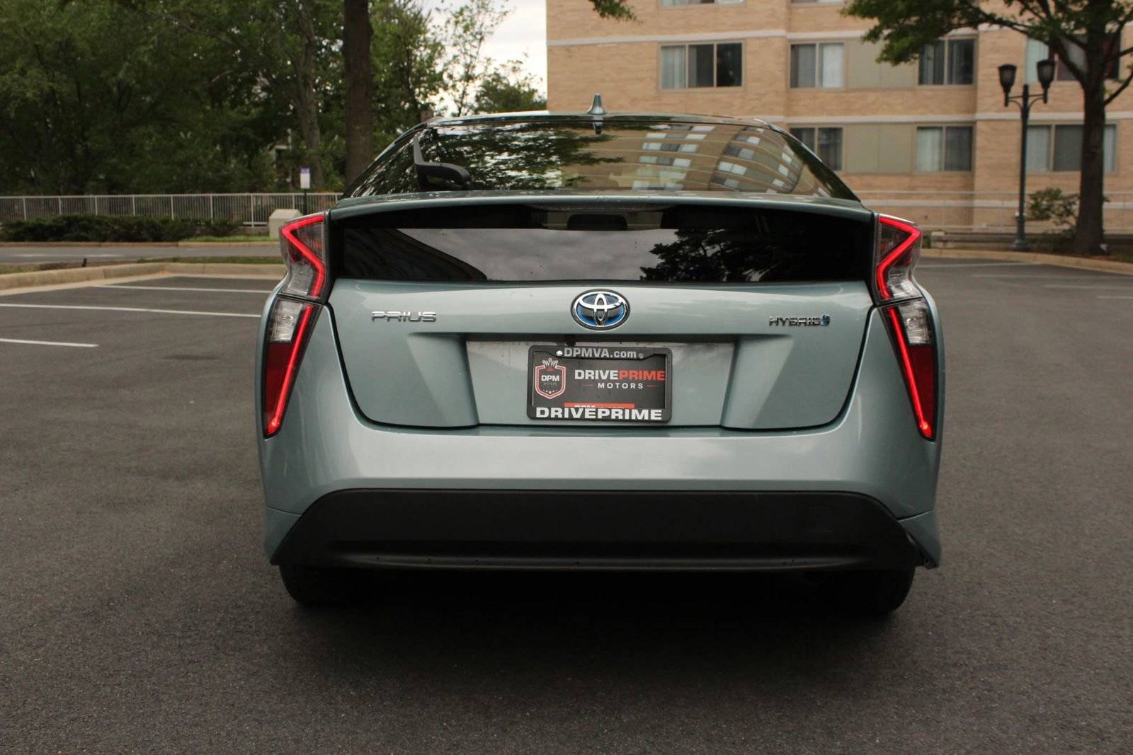 Used 2017 Toyota Prius Three FWD image 8