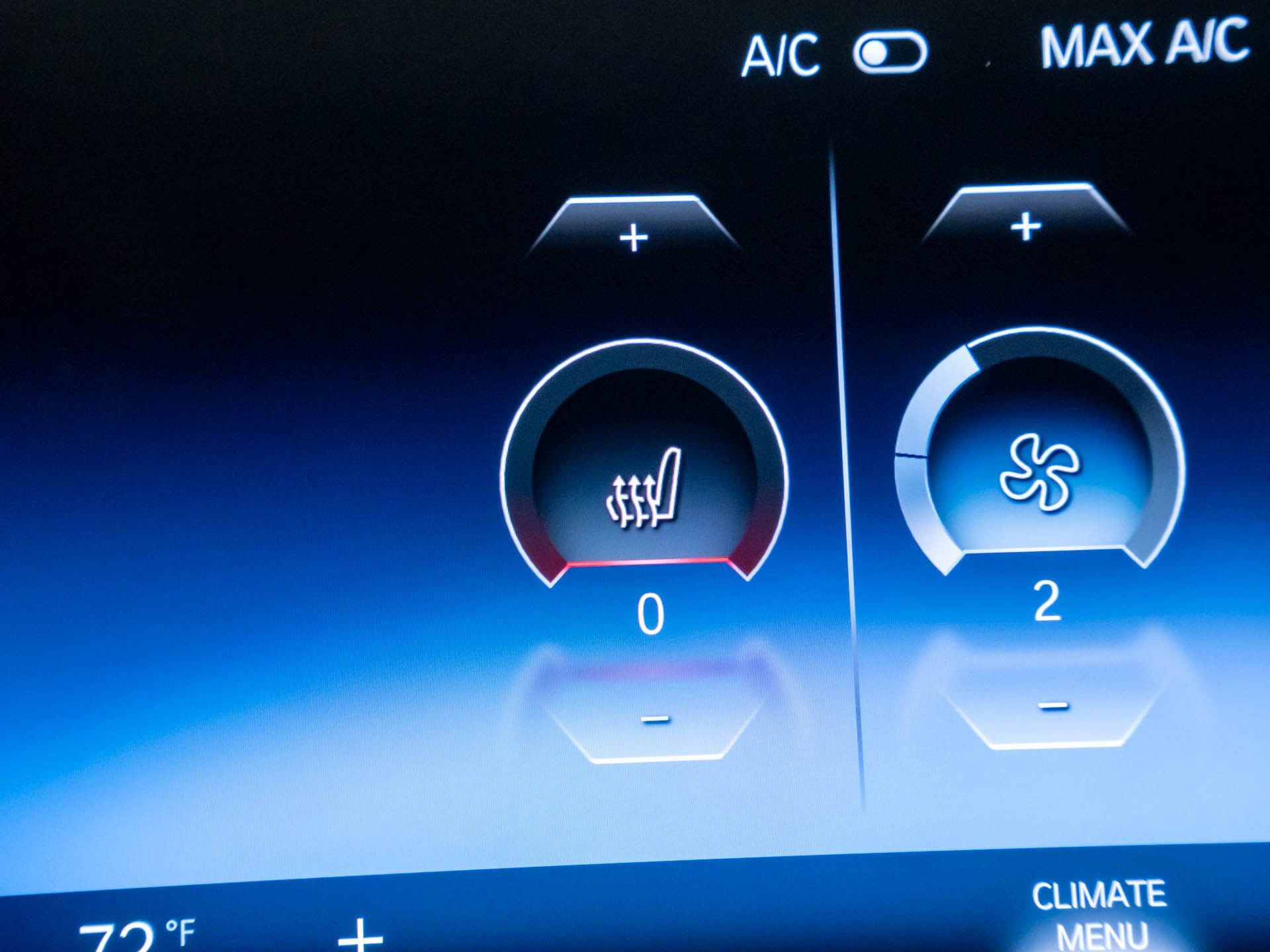 Used 2024 BMW 230i xDrive 230i xDrive w/ Premium Package image 25