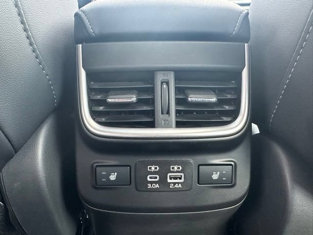 Used 2023 Subaru Legacy Limited AWD/4WD image 19