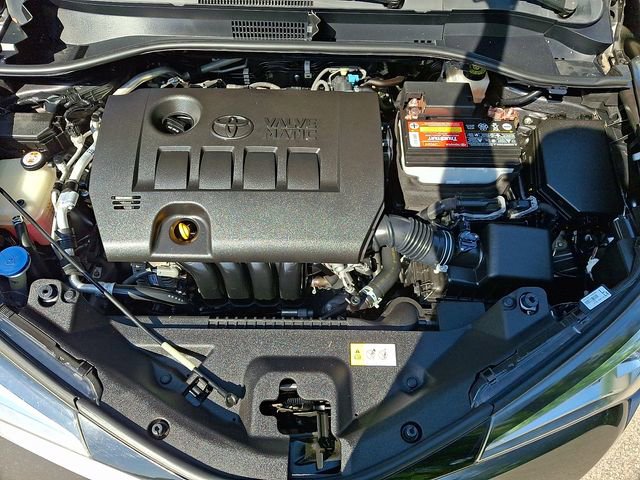 Used 2018 Toyota C-HR XLE FWD image 29