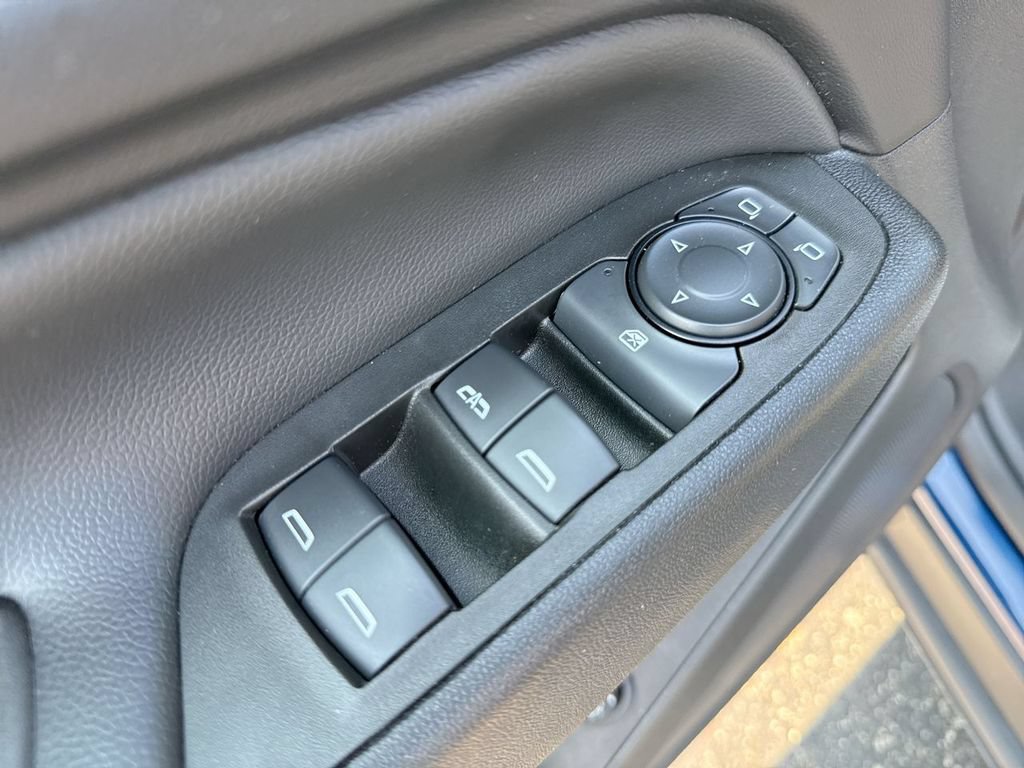 Used 2023 Chevrolet Equinox LT FWD image 13