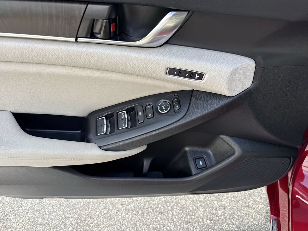 Used 2022 Honda Accord Touring image 40