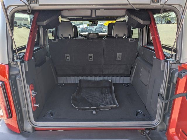 Used 2023 Ford Bronco Wildtrak image 16