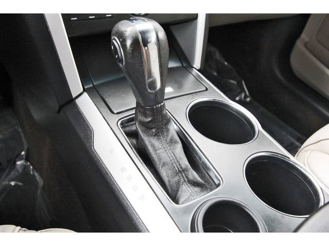 Used 2013 Ford Explorer XLT image 25