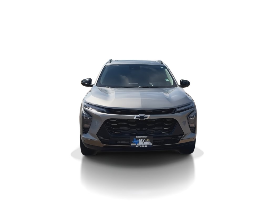 Certified 2025 Chevrolet Trax ACTIV w/ Sunroof Package FWD image 3