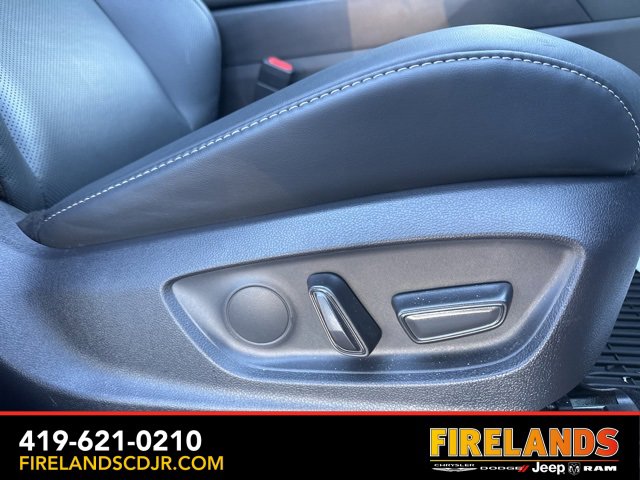 Used 2025 Toyota Crown XLE image 16