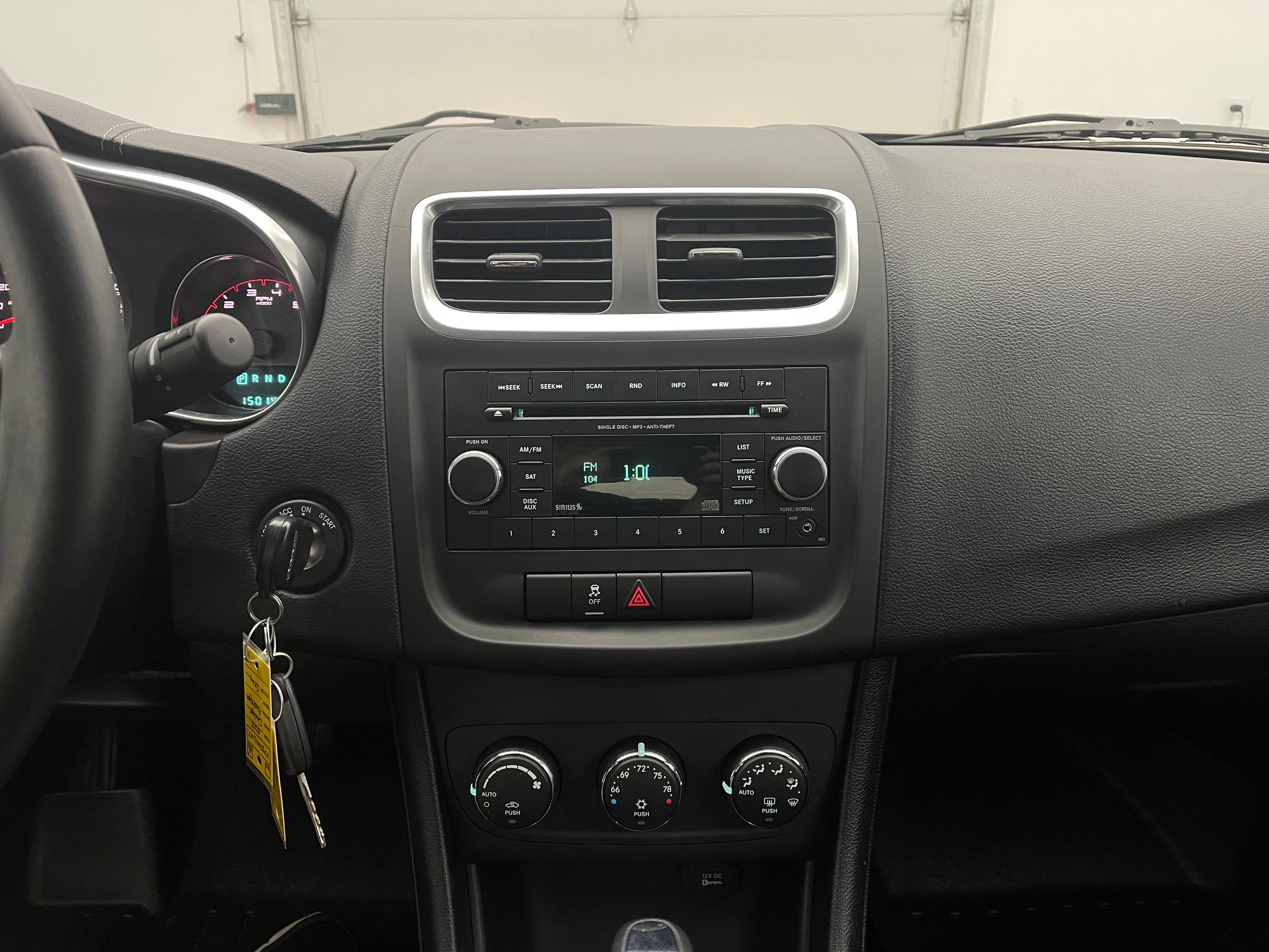 Used 2013 Dodge Avenger SXT w/ Rallye Appearance Group FWD image 19