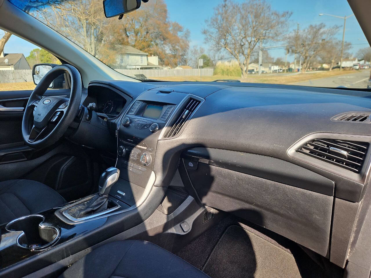 Used 2015 Ford Edge SE image 13