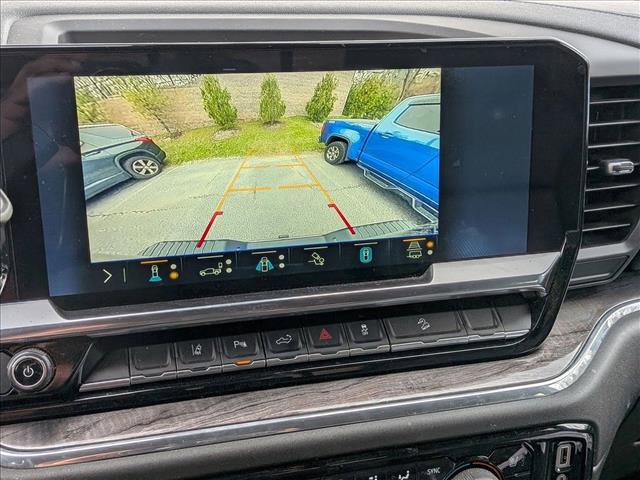 Used 2024 Chevrolet Silverado 2500 LTZ w/ LTZ Plus Package image 9