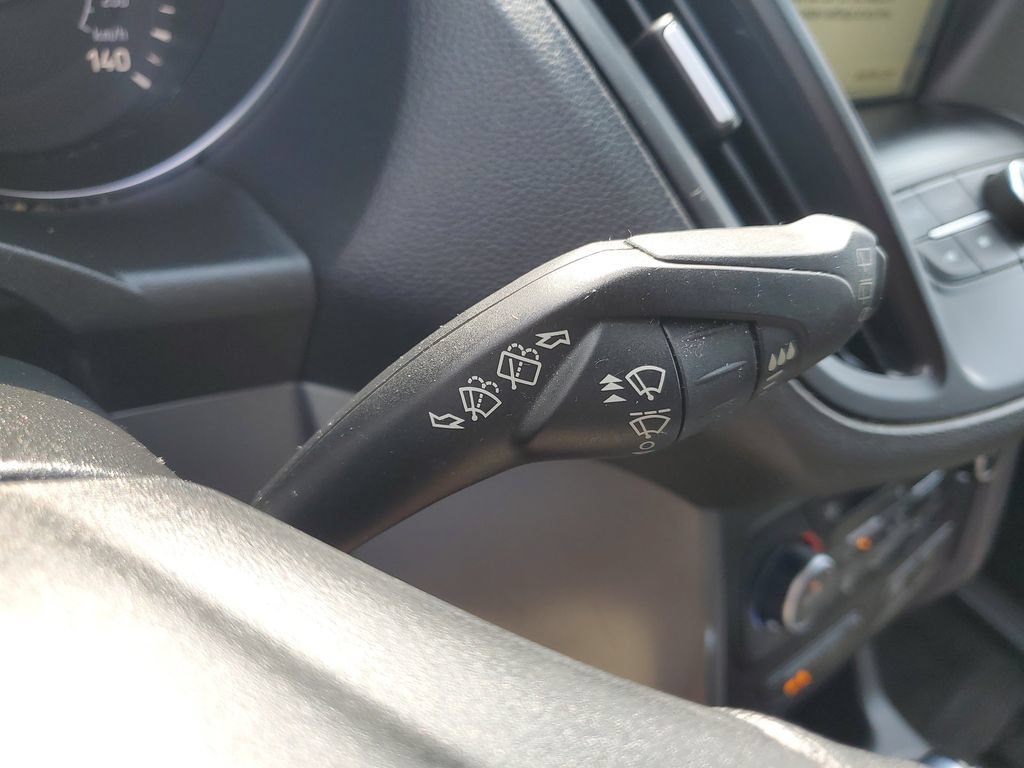 Used 2018 Ford Escape SEL AWD/4WD image 14