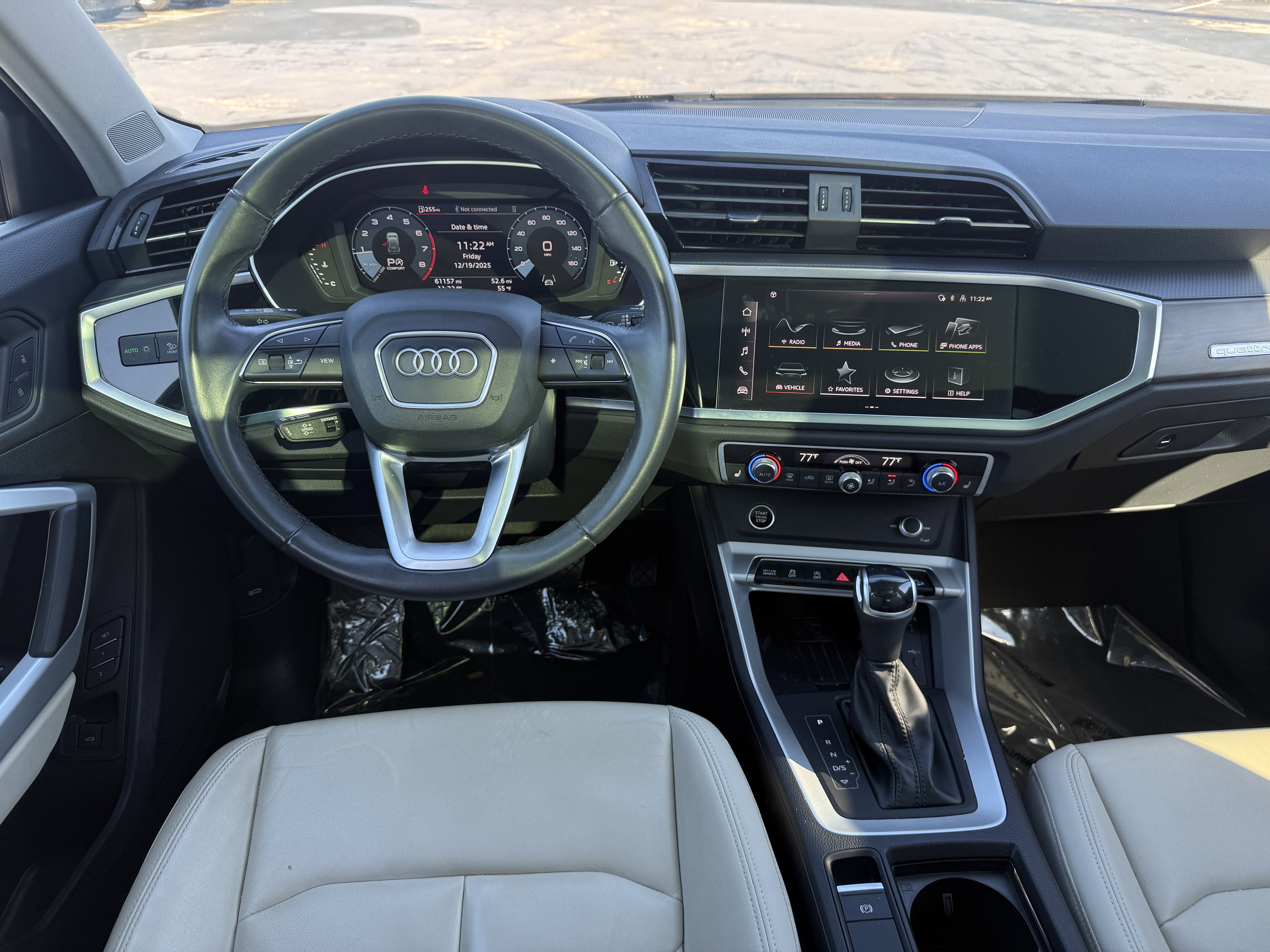 Used 2024 Audi Q3 2.0T Premium w/ Convenience Package image 14