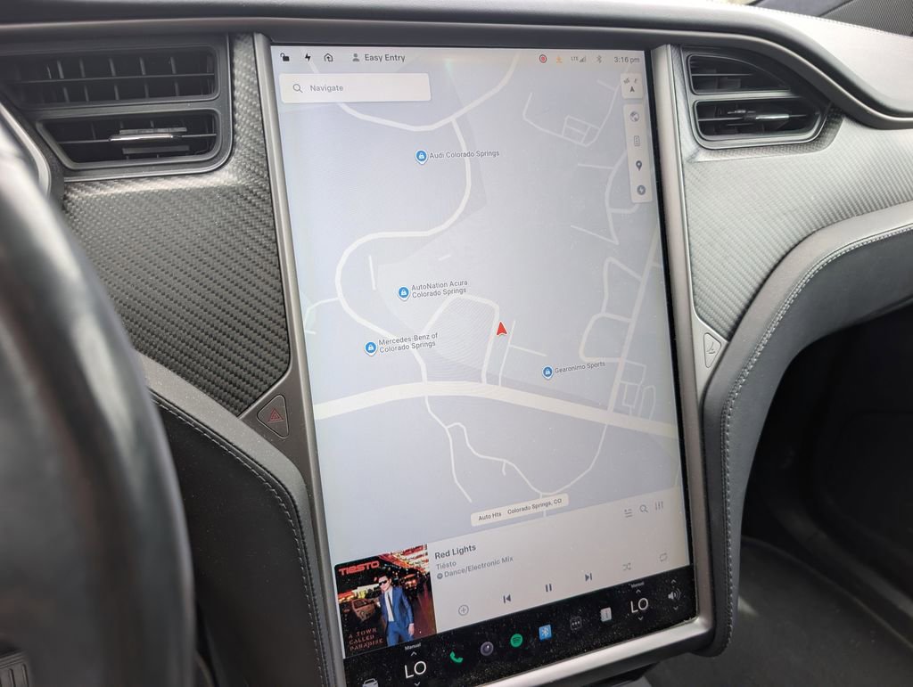 Used 2018 Tesla Model X P100D image 14