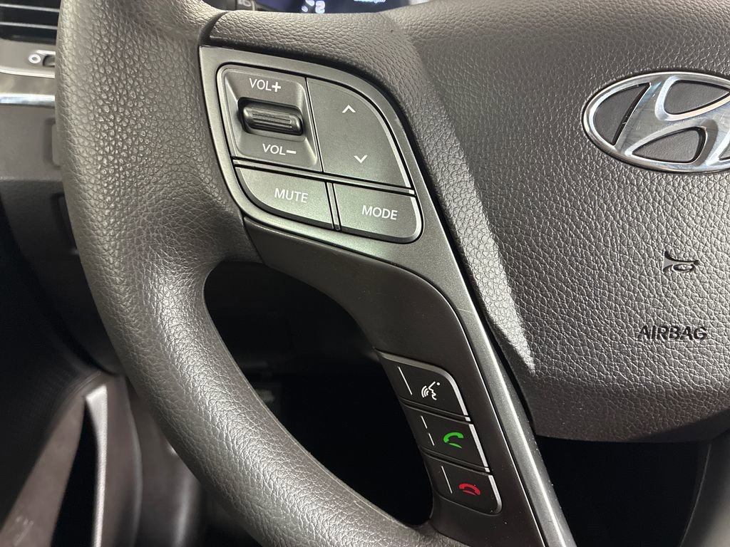 Used 2017 Hyundai Santa Fe Sport image 16