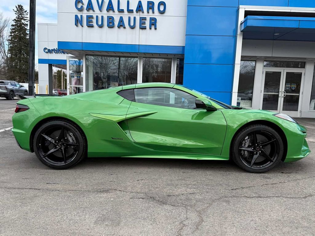 New 2026 Chevrolet Corvette E-Ray w/ ZER Performance Package image 4