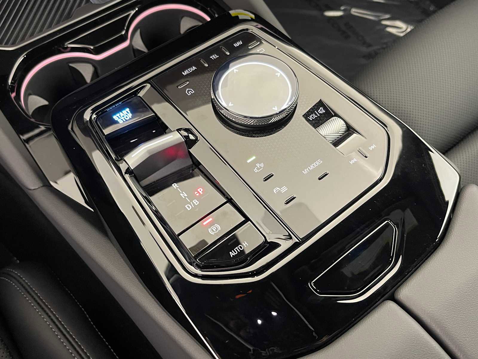 New 2026 BMW i5 eDrive40 image 27