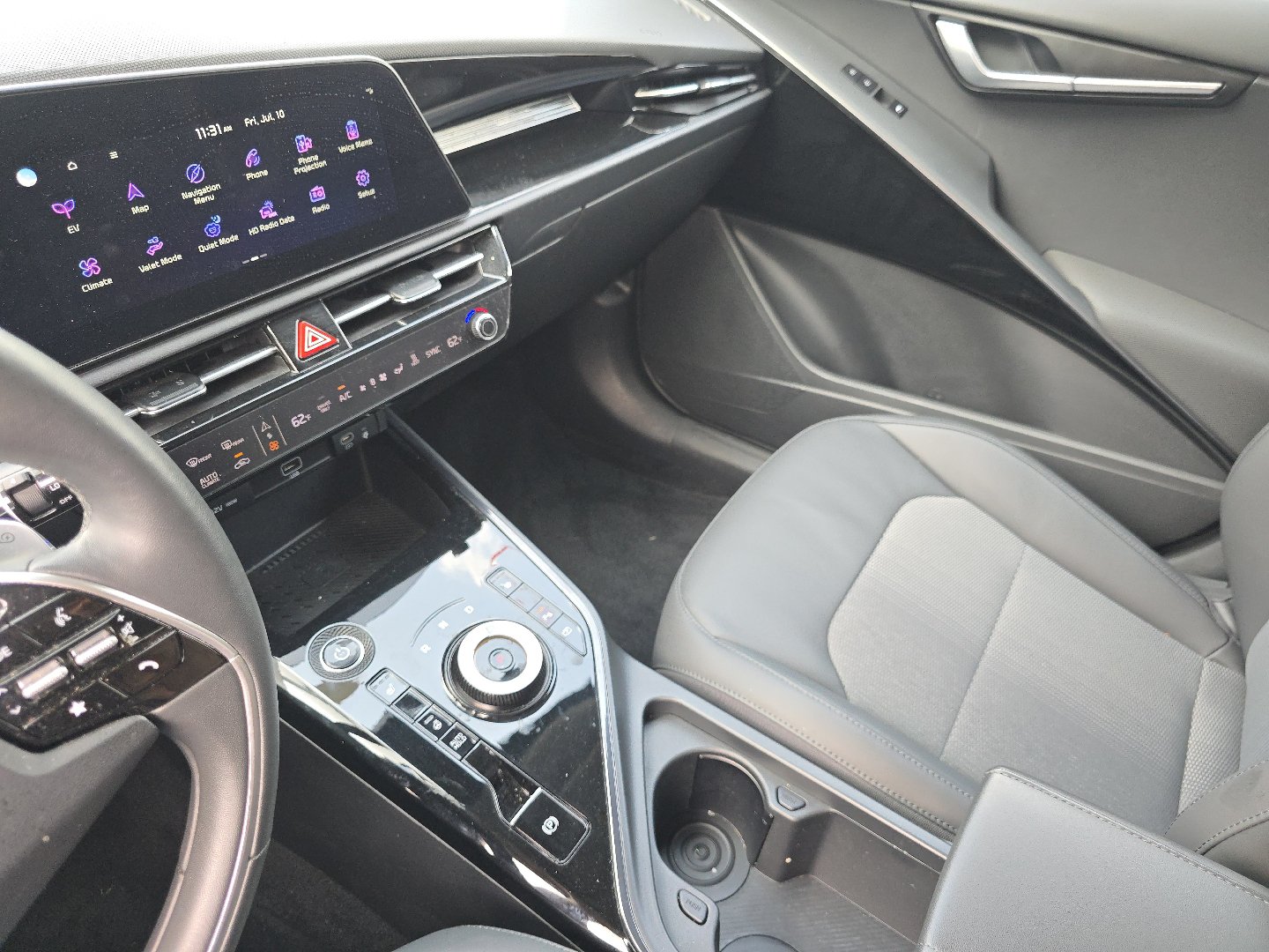 Used 2024 Kia Niro Wind w/ Wind Preserve Package FWD image 29
