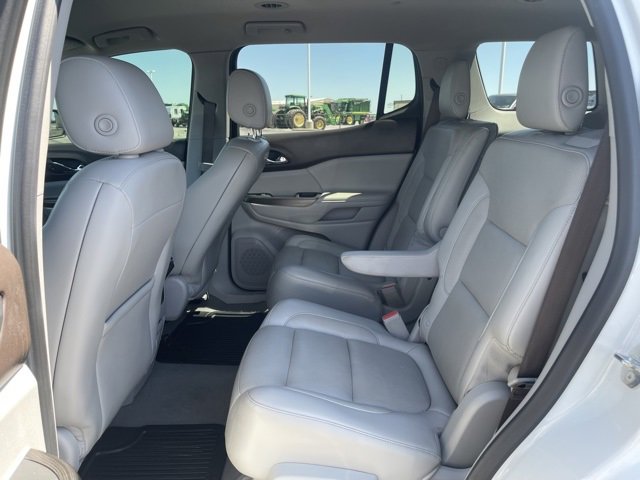 Used 2018 GMC Acadia SLT image 18