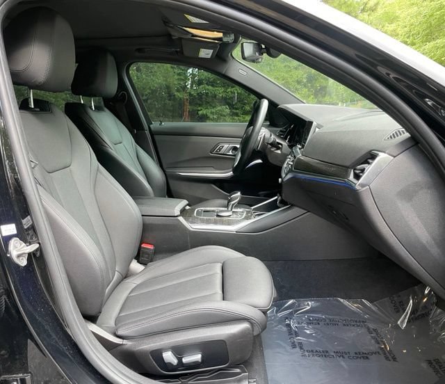 Used 2021 BMW 330i Sedan w/ Premium Package RWD image 20