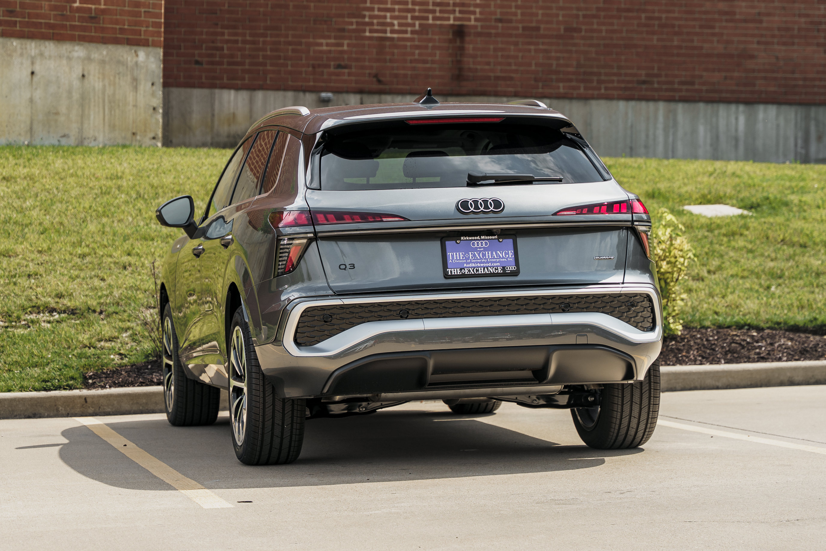 New 2026 Audi Q3 quattro 2.0T AWD/4WD image 5