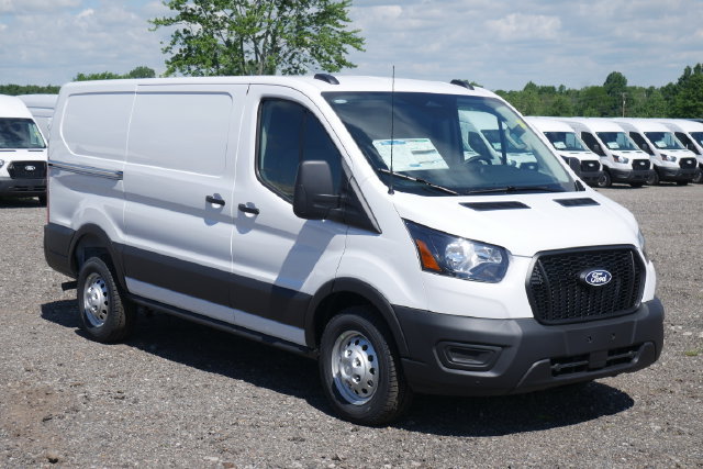 New 2026 Ford Transit 250 Low Roof AWD image 5