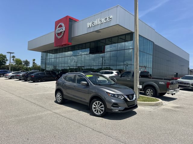 Used 2021 Nissan Rogue Sport SV FWD image 1
