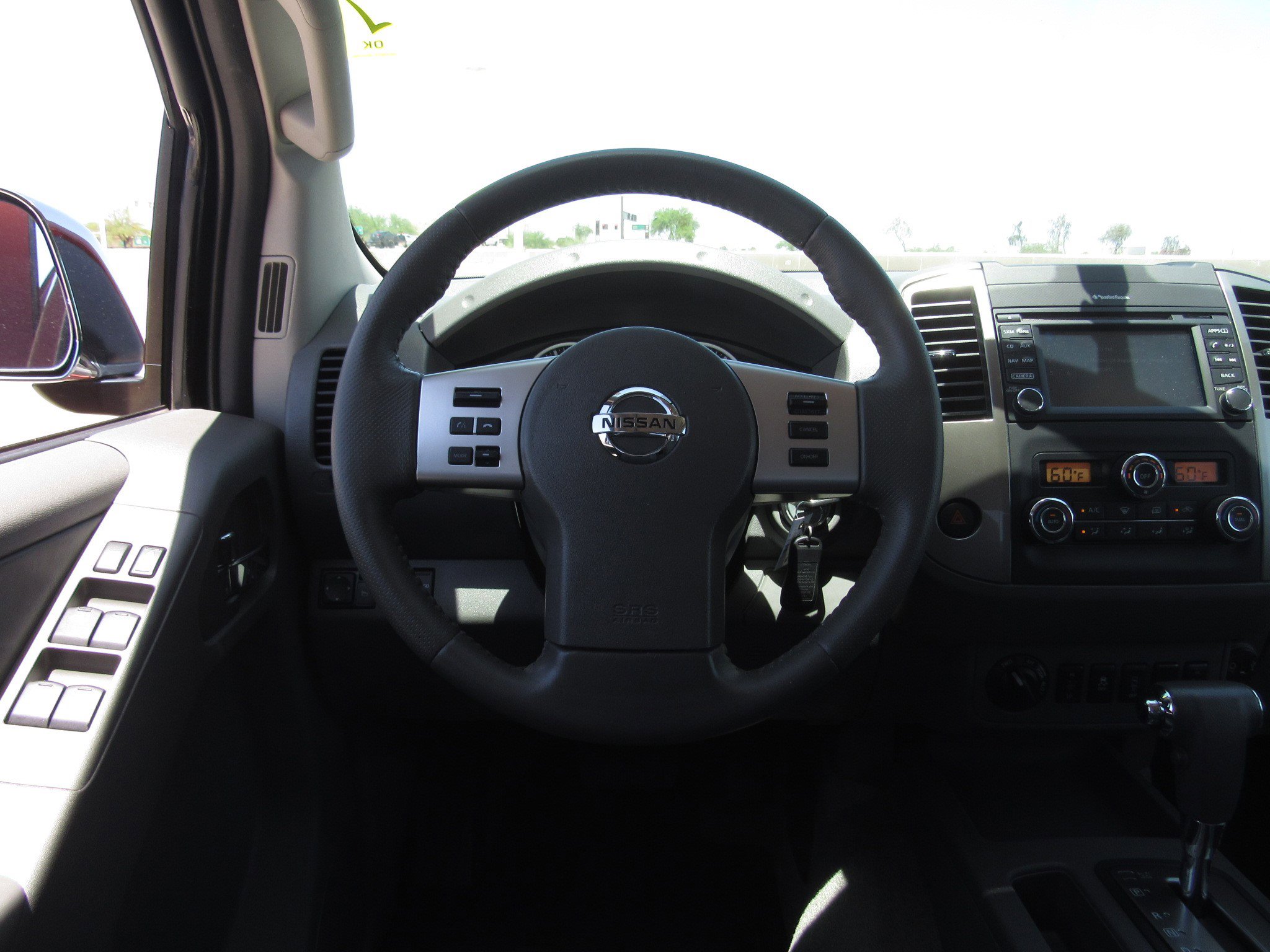 Used 2017 Nissan Frontier SL w/ Moonroof Package AWD/4WD image 23
