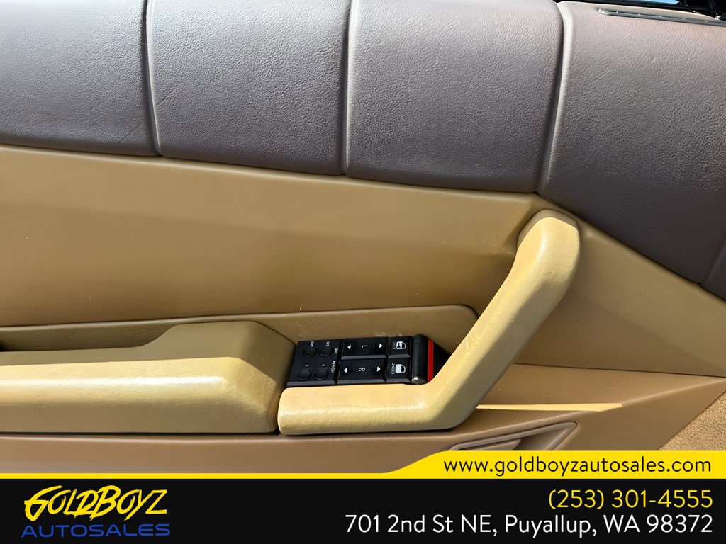 Used 1989 Cadillac Allante FWD image 23