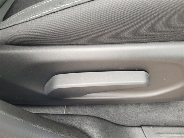 New 2025 Jeep Grand Cherokee Laredo image 16