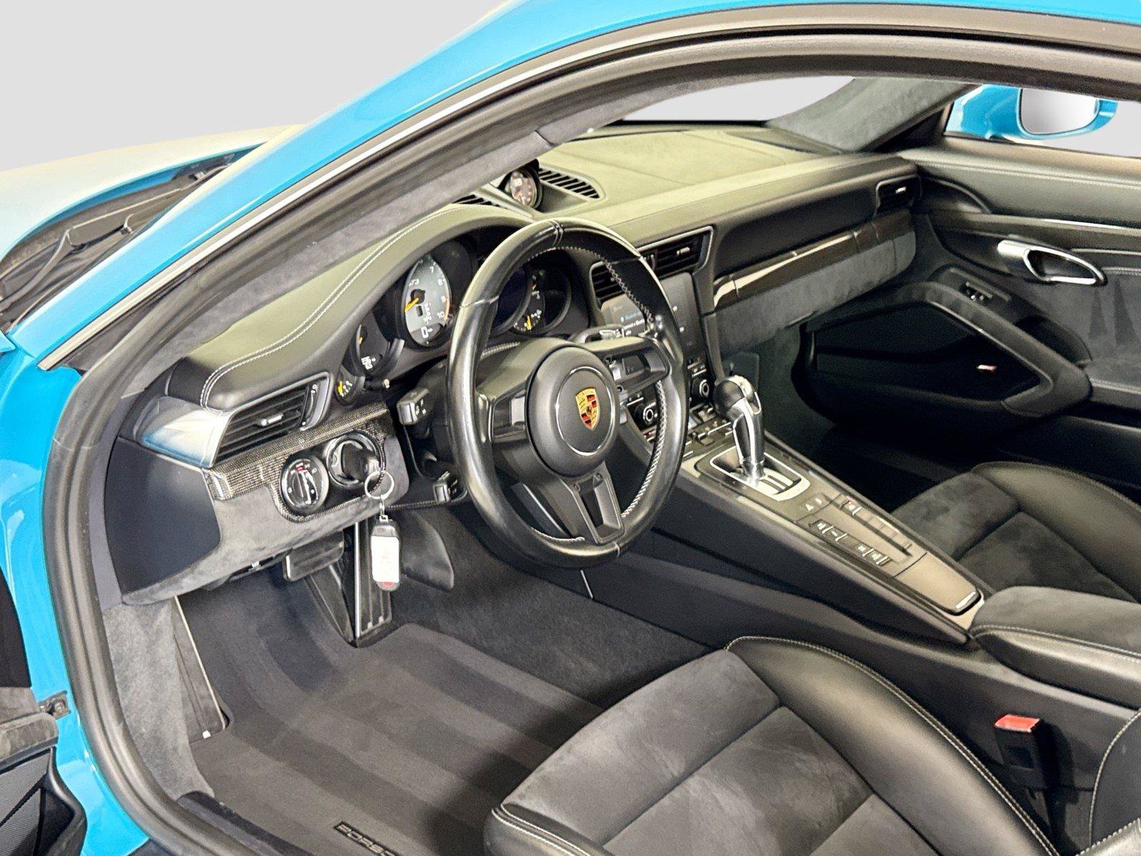 Used 2018 Porsche 911 GT3 w/ Sport Chrono Package RWD image 14
