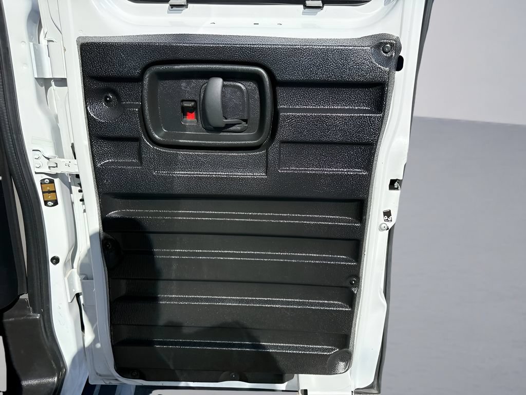 Used 2023 GMC Savana 2500 w/ Driver Convenience Package RWD image 21