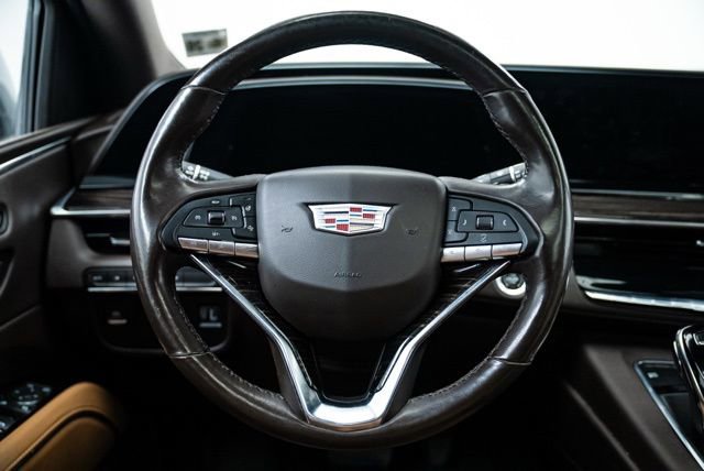 Used 2021 Cadillac Escalade ESV Premium Luxury image 17