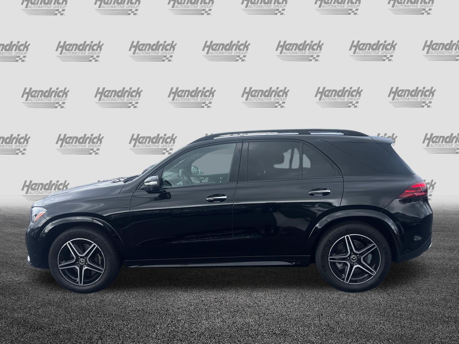Certified 2025 Mercedes-Benz GLE 450 4MATIC image 8