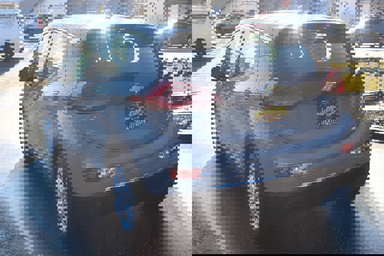 Used 2019 Chevrolet Bolt LT image 2