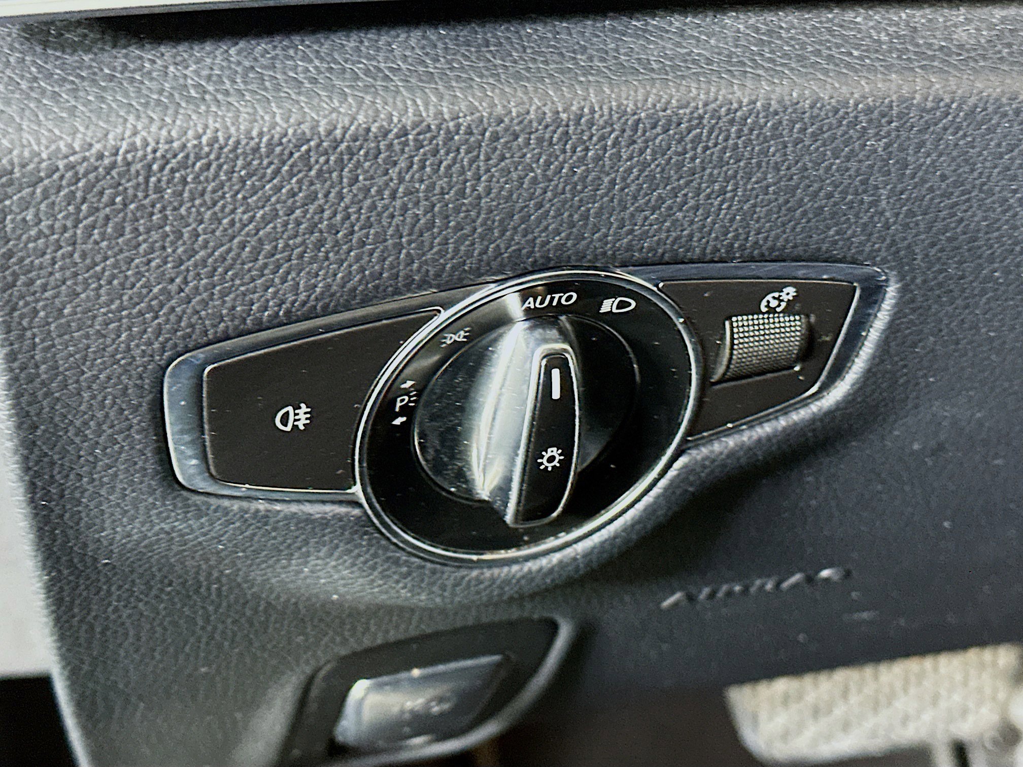 Used 2018 Mercedes-Benz E 300 image 16