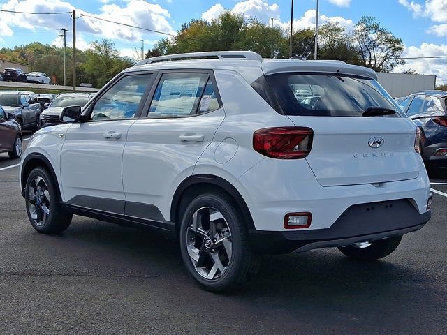 New 2026 Hyundai Venue SEL image 3